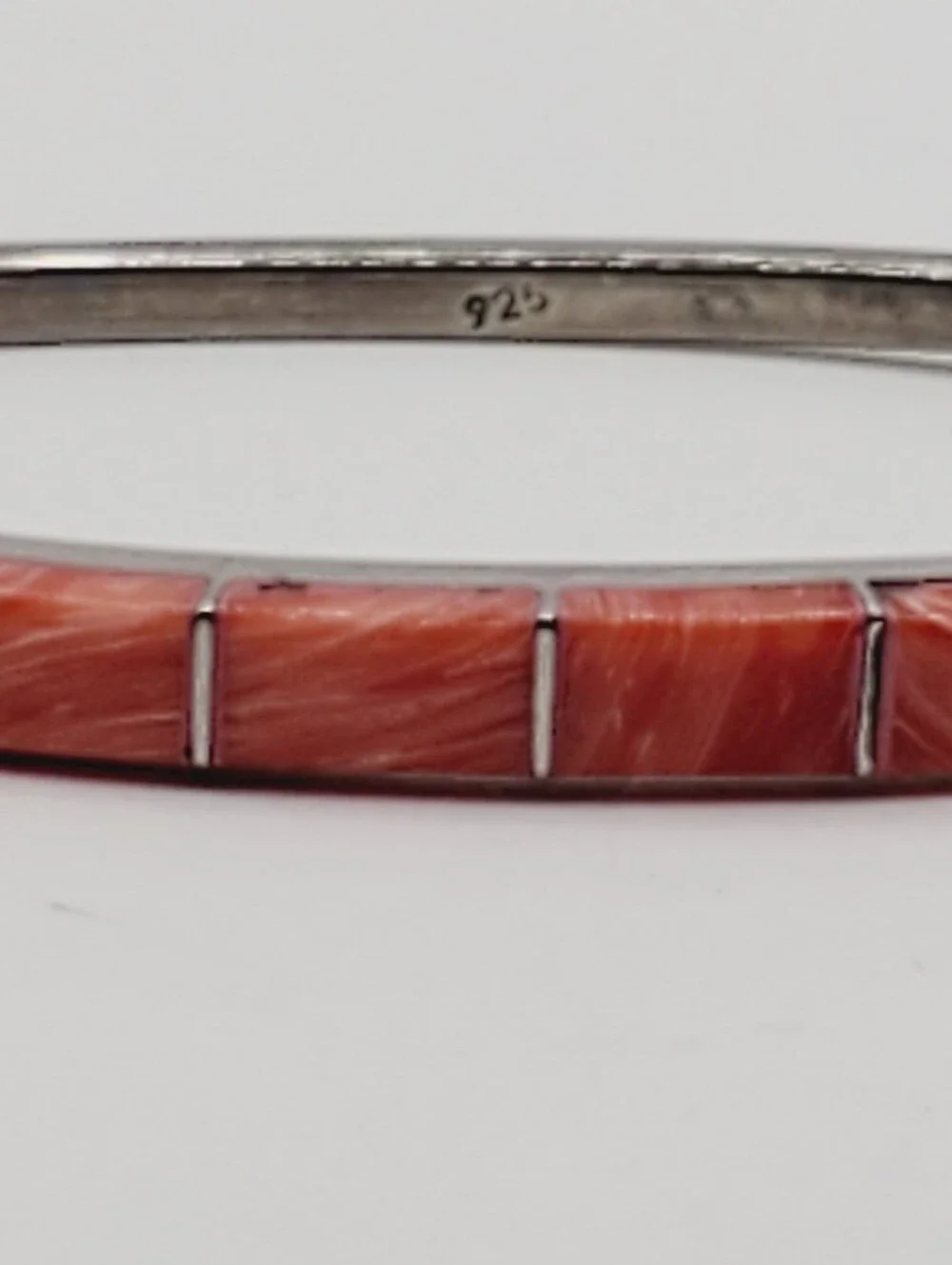 Spiny Oyster Inlay 925 Sterling Silver Hinged Bangle Bracelet